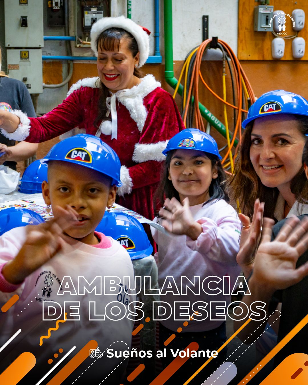 Ayudantes de Santa Claus en Fantasías Plásticas — fotografía 5