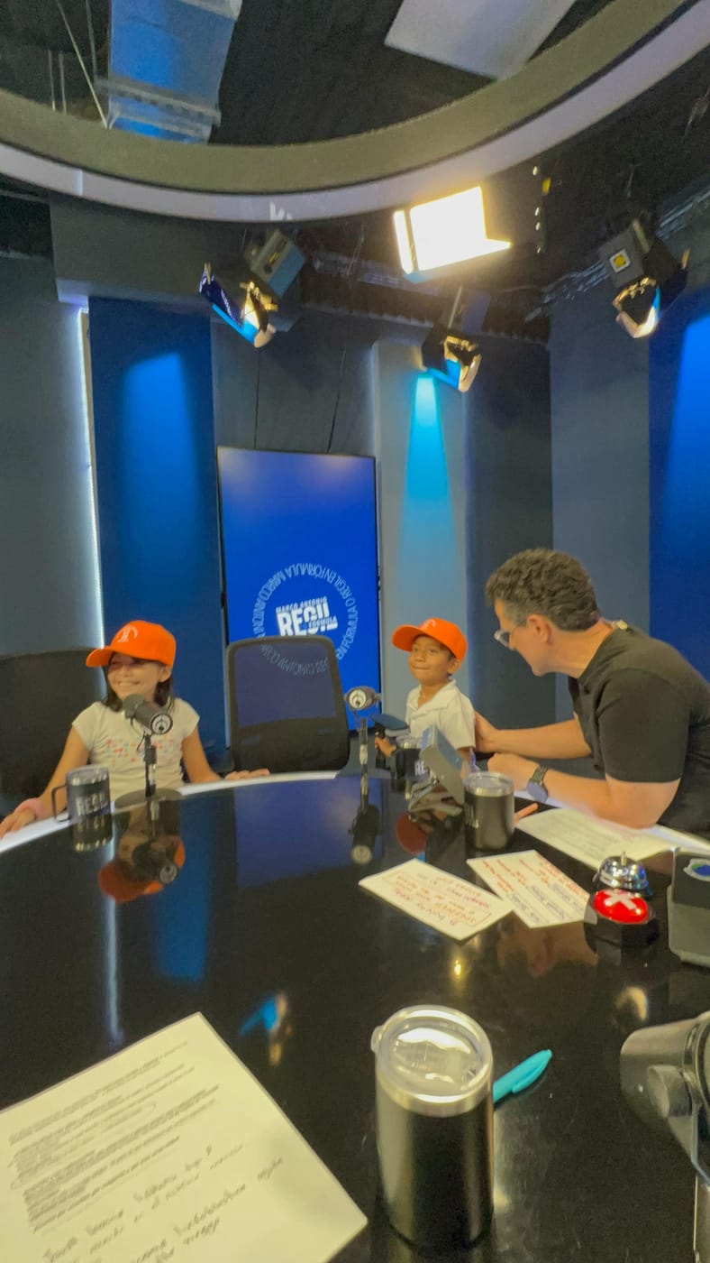 Carlitos y Yaneth llevaron su sueño a Marco Antonio Regil — fotografía 6