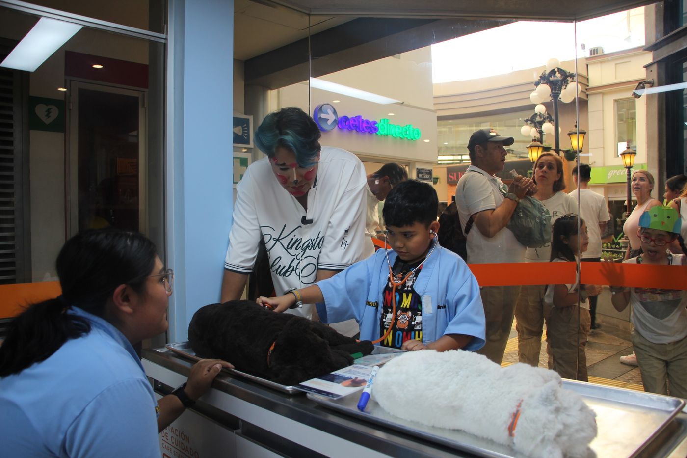 Christian y el deseo de vivir KidZania con Chilin y Pikin — fotografía 9