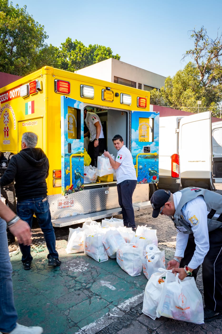 Entrega de 1,200 despensas en el Hospital General — fotografía 5