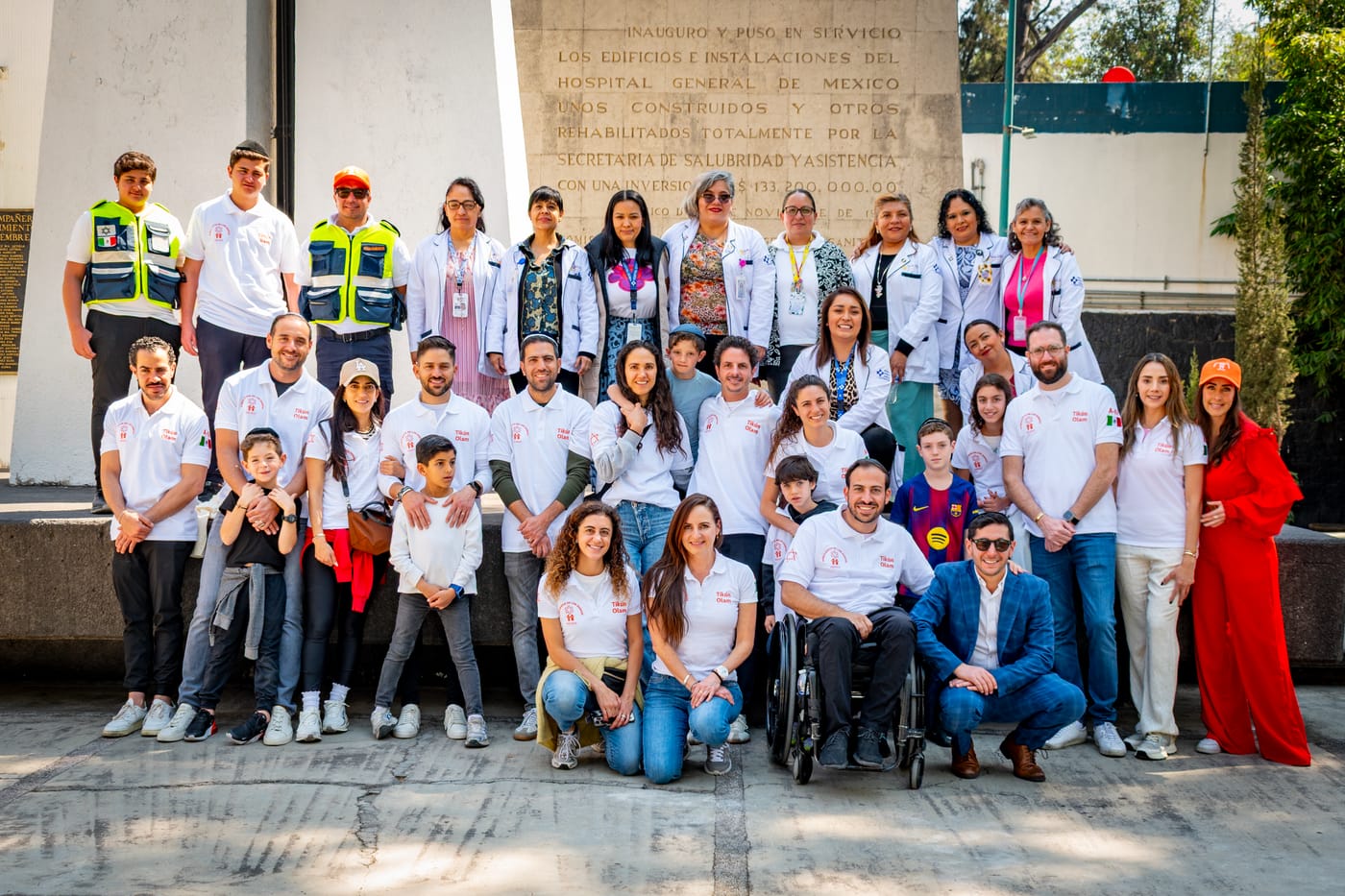 Entrega de 1,200 despensas en el Hospital General — fotografía 12