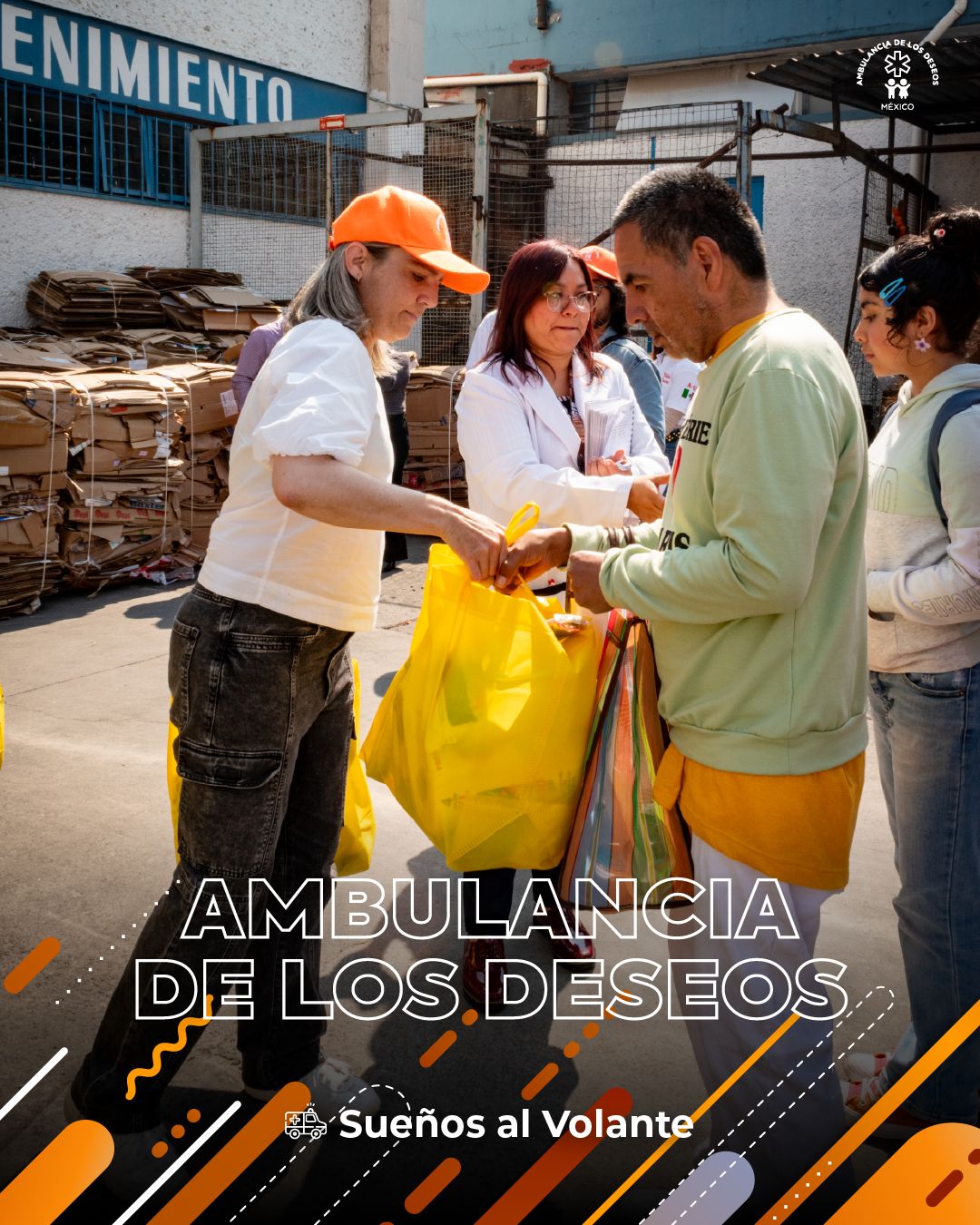 Entrega de despensas en Hospital General de México — fotografía 14