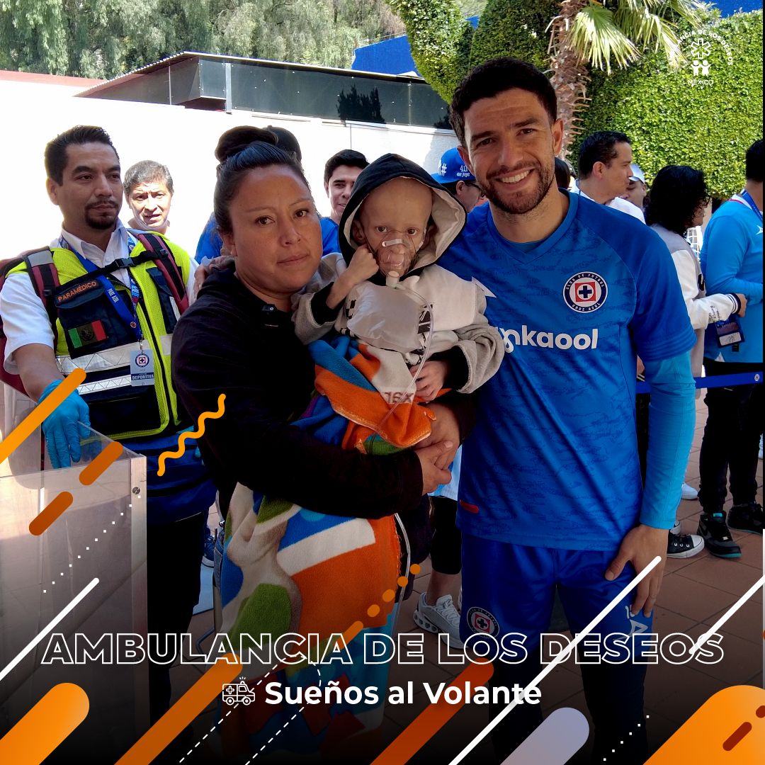 George fue policía por un día con Cruz Azul y Seguridad — fotografía 4